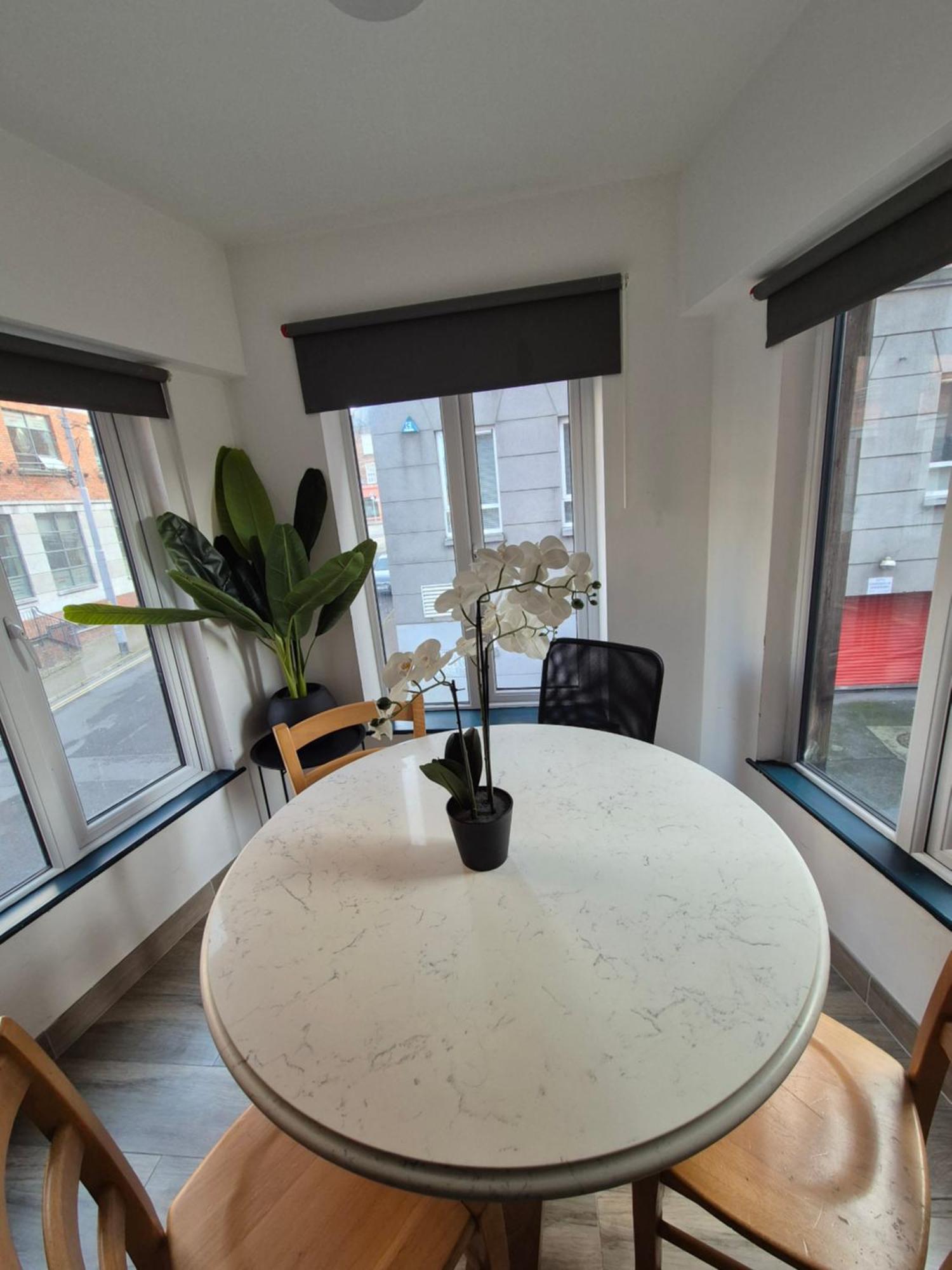 Apartment In Limerick City Luaran gambar